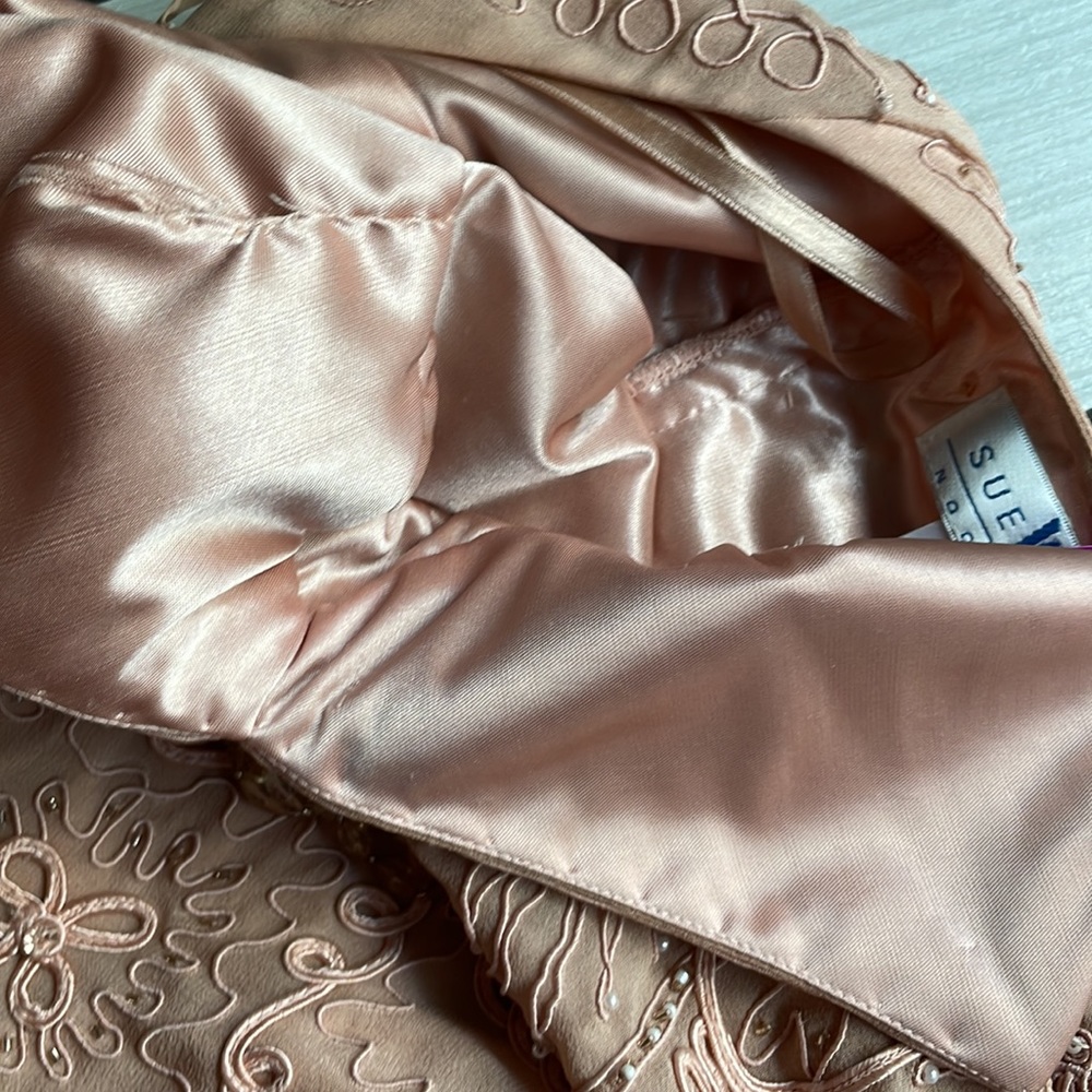 SUE WONG  dusty rose colored dress beaded 1920s style Size S/M has a small stain - Picture 9 of 15
